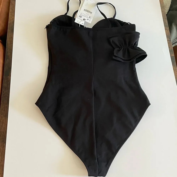 Zara bodysuit - Picture 15 of 15